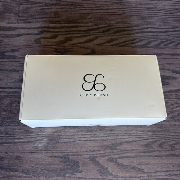 NWT Cosy Island Heels - Picture 6 of 6